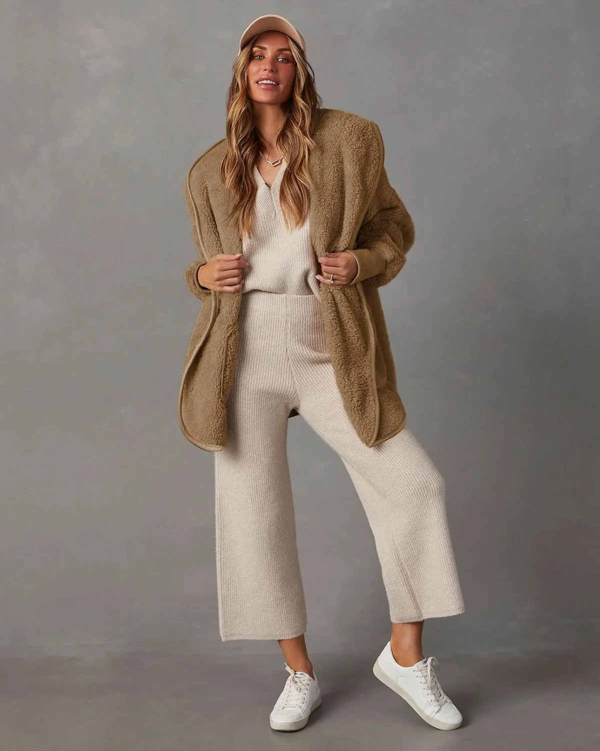 Paintcolors Women's Winter Faux Fuzzy Jacket Coat Fleece Hooded Long Sleeve Sherpa Jacket Oversized Teddy Coat with Pockets